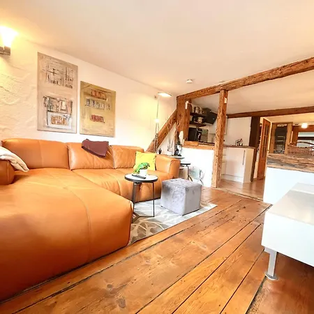 Zentrale Wohlfuehloase Inkl Parkplatz - Zum Blauen Schild Apartment *